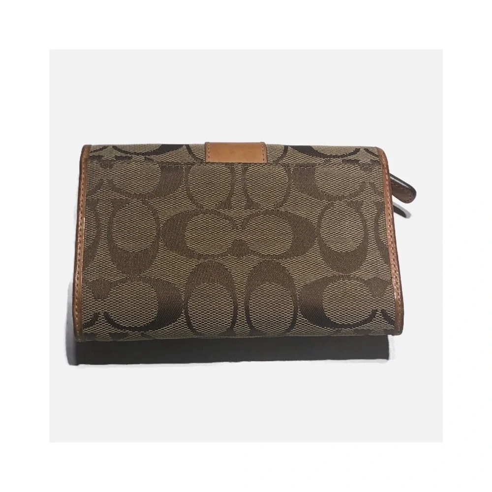 COACH Wallet Brown Canvas Signature Pattern w/ Tan Leather Bifold Medium Compact - Picture 2 of 15